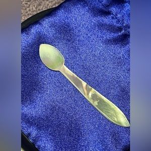 Tiny (approx 2-1/4 “) Antique Mother of Pearl spoon/salt spoon